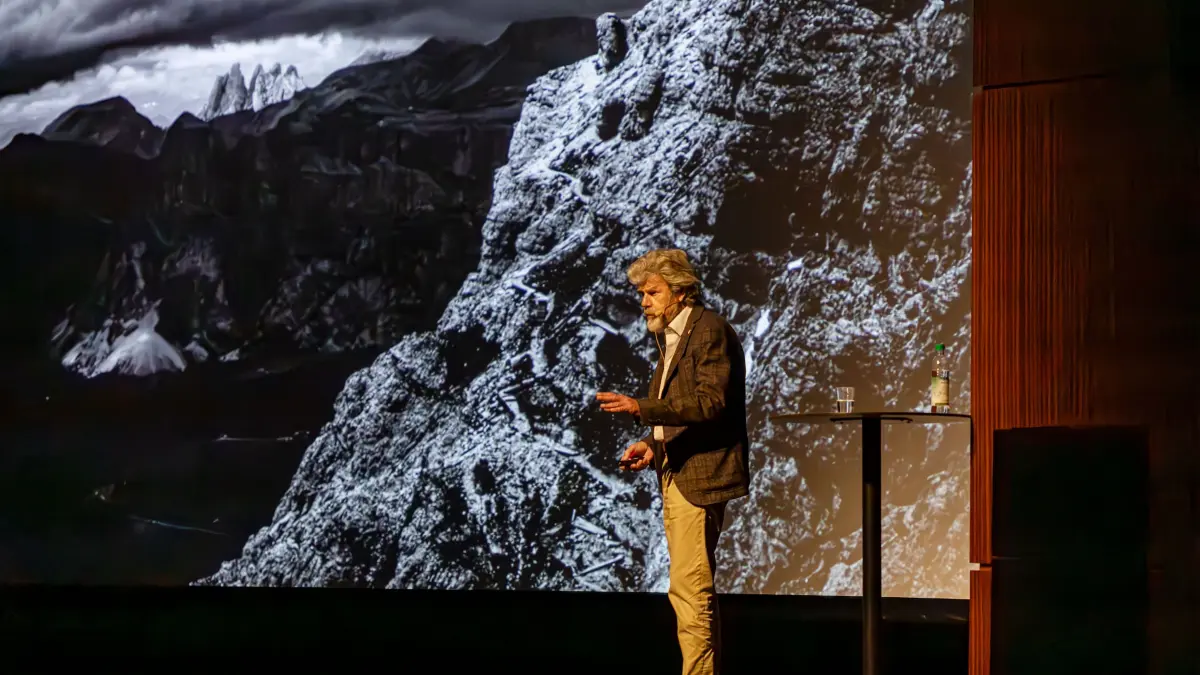 GP, Stadthalle: Reinhold Messner mit seiner neuen Multivisions-Show „Sturm am Manaslu“