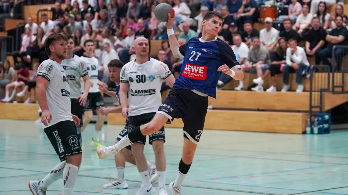 HSG Winzingen-Wißgoldingen-Donzdorf - Spvgg Mössingen: HSG Winzingen-Wißgoldingen-Donzdorf - Spvgg Mössingen
Felix Däumling (27) mit 9 Toren bester Werfer des Spiels.
