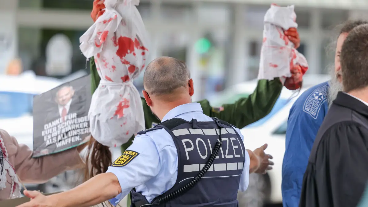 Langenau - Kirche - Konfirmation - Demo - Demonstration - Polizei - Israel
