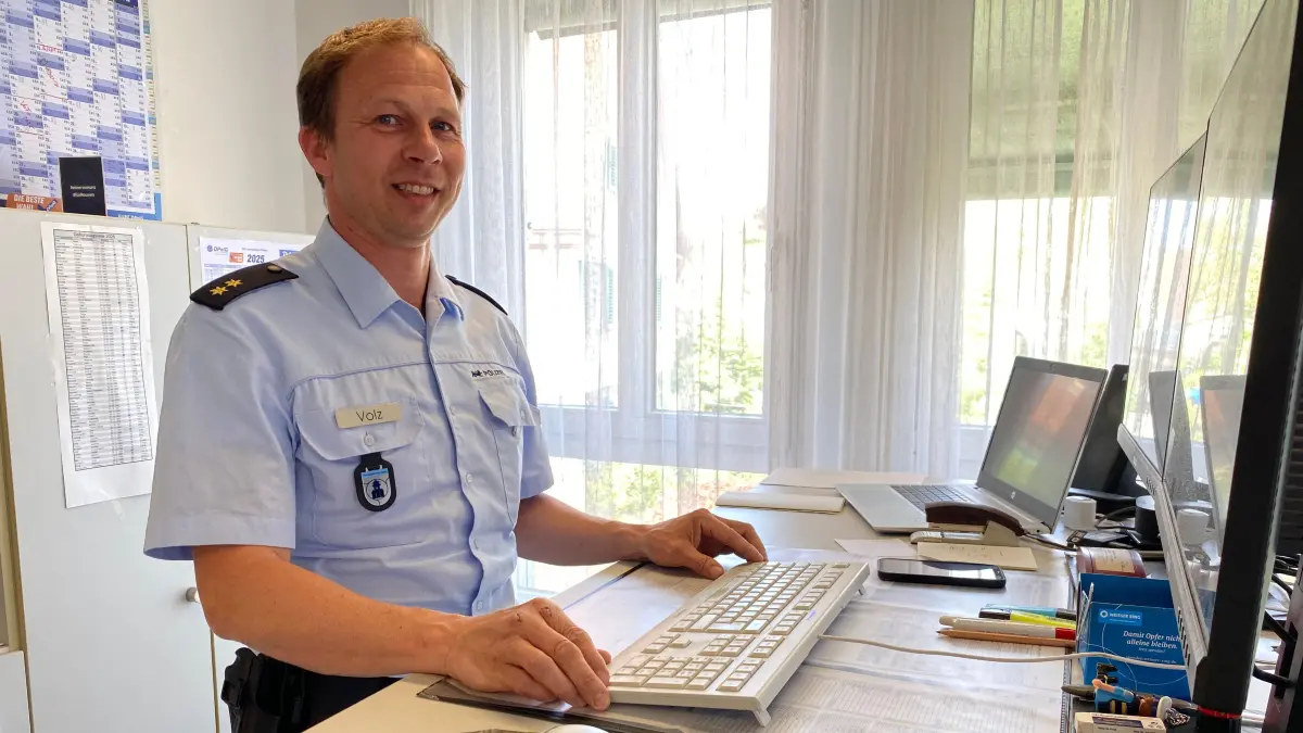 Polizeioberrat Andreas Volz aus Michelfeld leitet das Polizeirevier Crailsheim, das flächenmäßig das größte Revier in Baden-Württemberg ist.