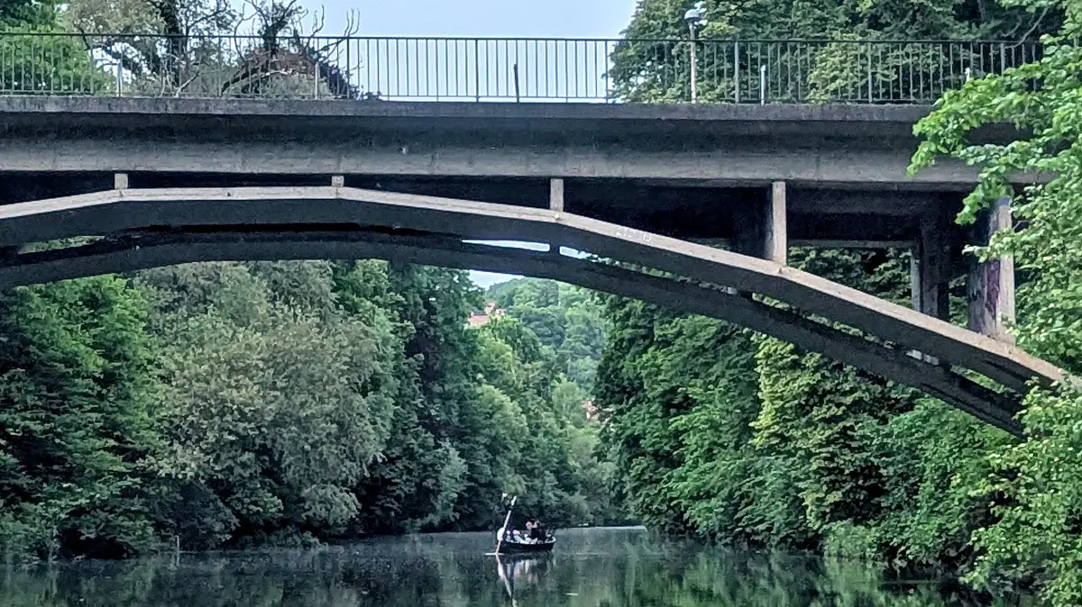 Alleenbrücke über den Neckar in Tübingen (zwischen Neckarinsel und Neckarhalde)