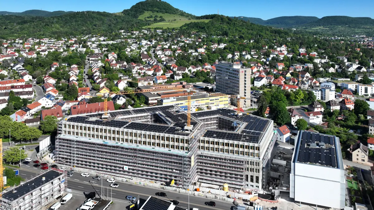 Landratsamt Reutlingen
Luftbild: Manfred Grohe