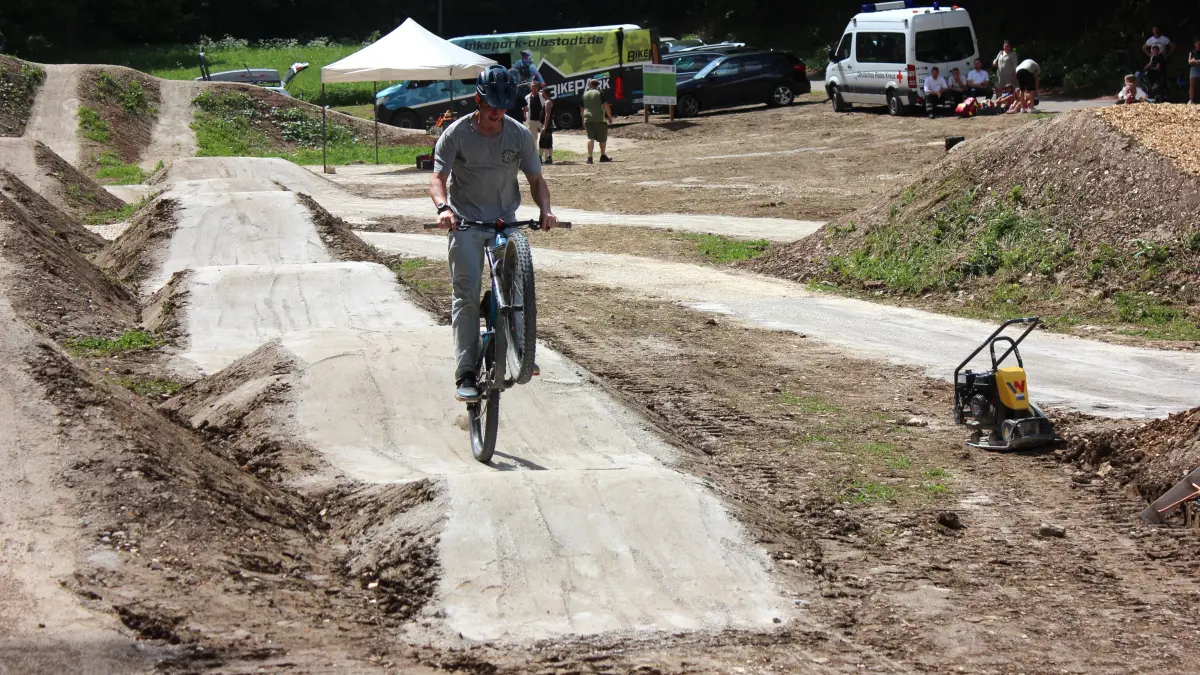 Eröffnung Dirtpark Gauselfingen.