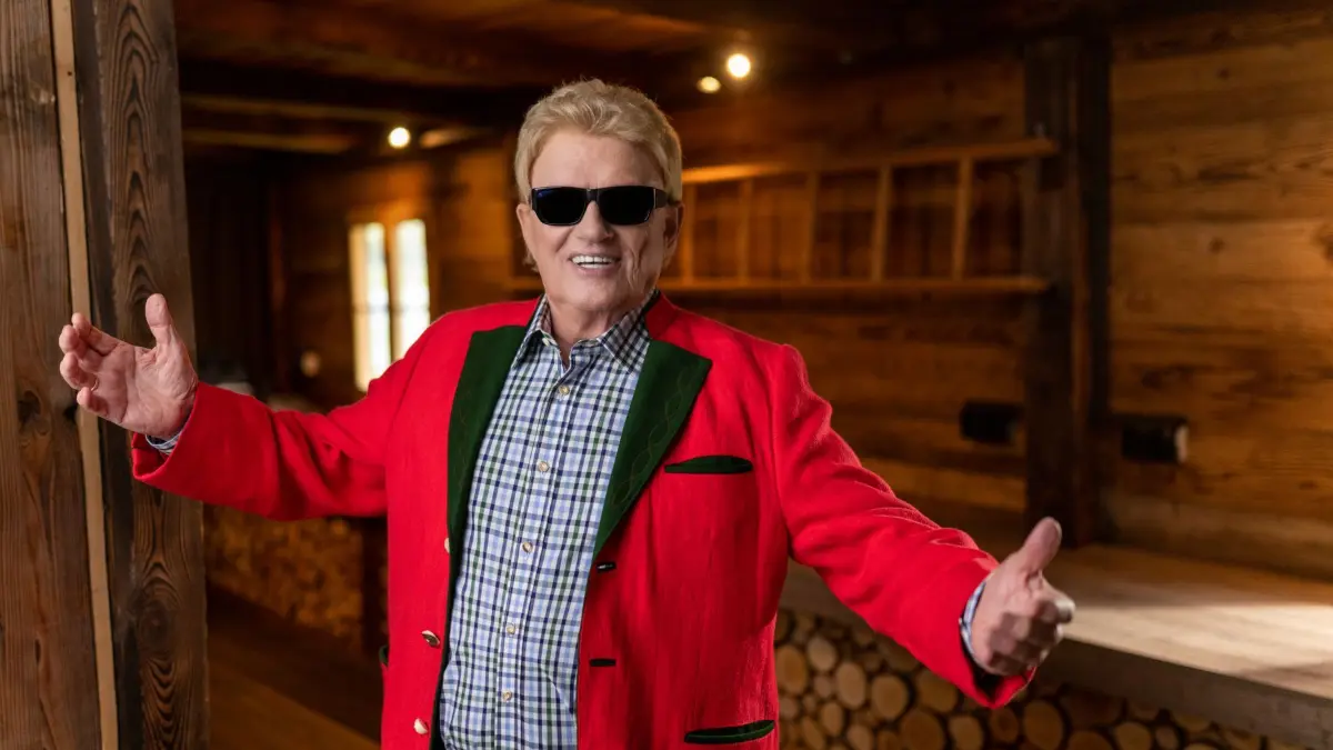 Tobee Ankündigung Schlagerkuchen Heino