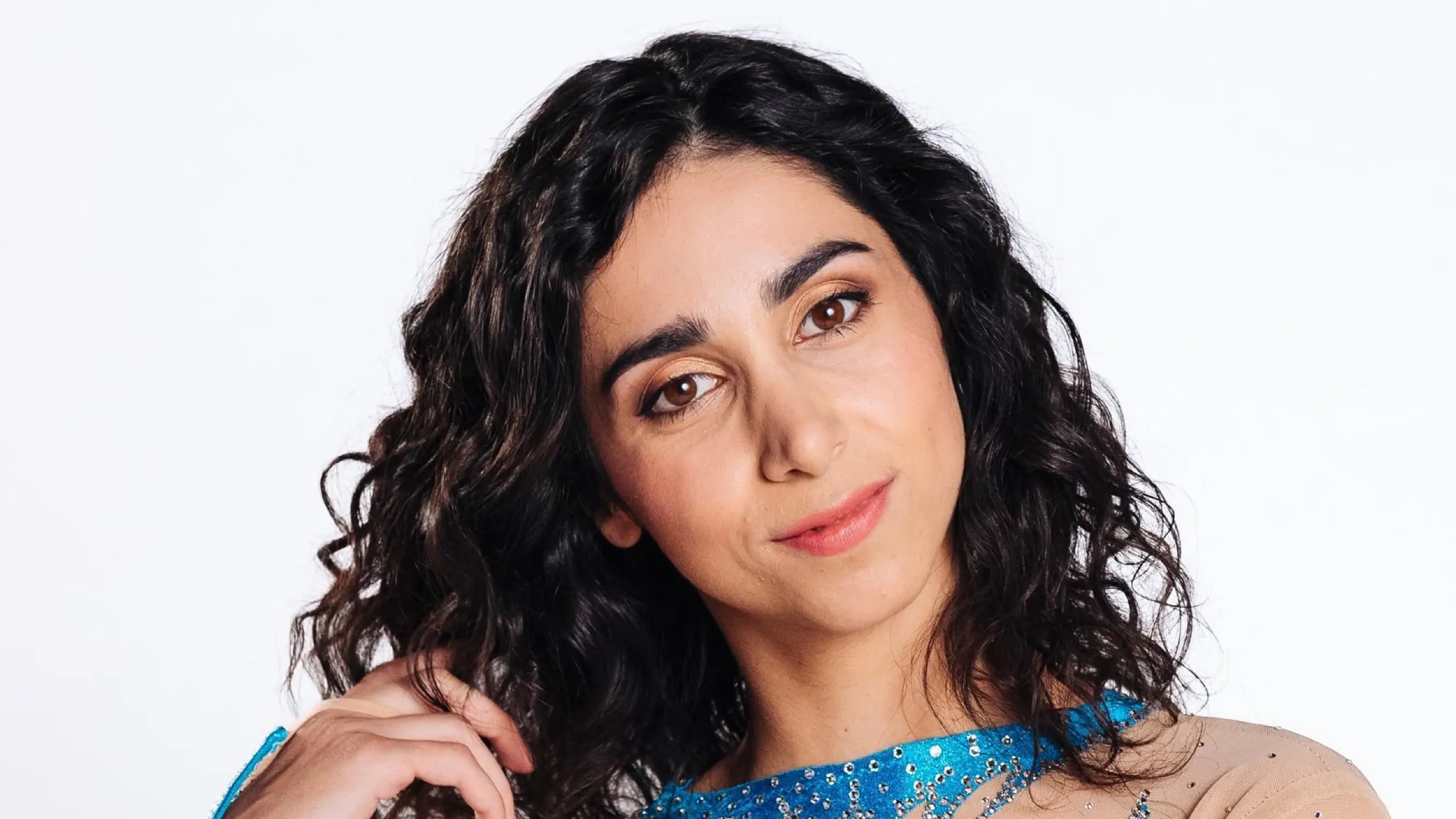 AWZ-Fanliebling Leyla (Suri Abbassi) verliert ihren Job.