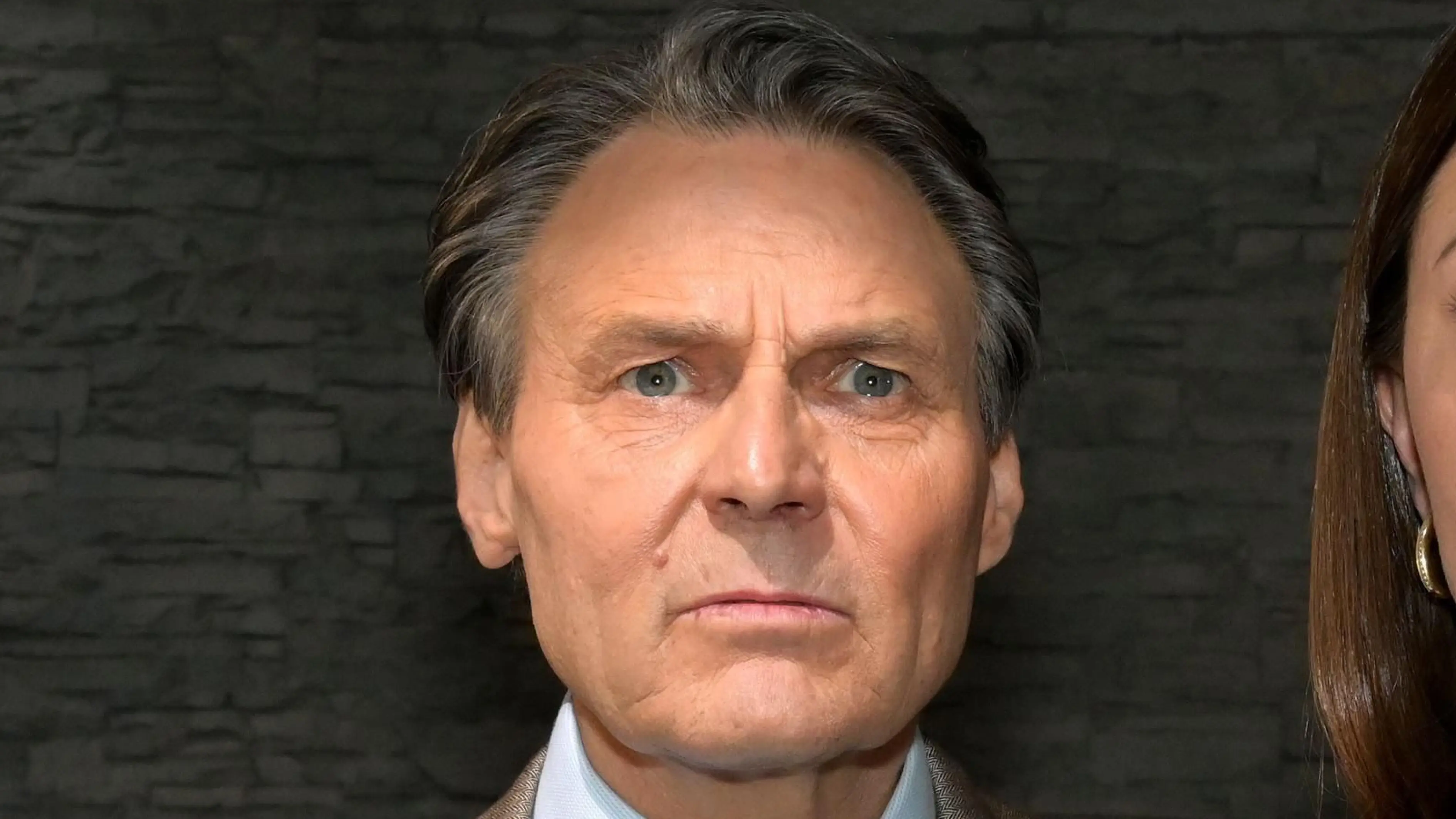 Jo Gerner (Wolfgang Bahro) weiß noch nicht, dass seine Tochter im Sterben liegt.