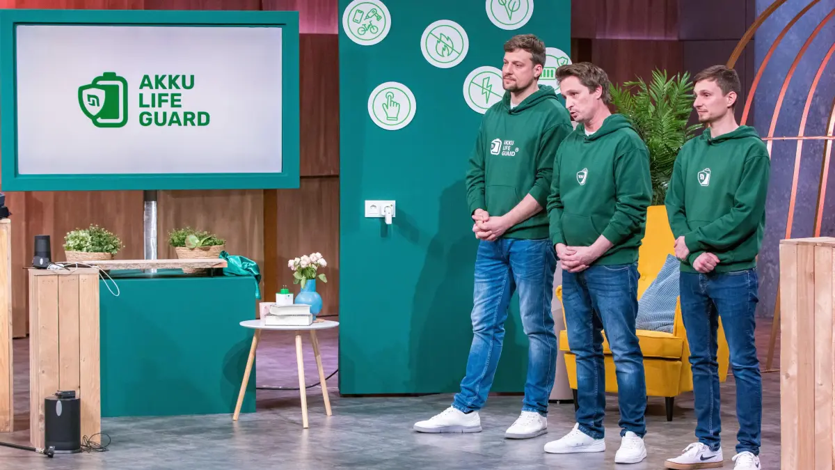Das Gründer-Trio Hans-Peter Nägele, Andreas und Christoph Tutschner pitcht am 16. Juni 2025 in „Die Höhle der Löwen“ sein Produkt Kokomoon.