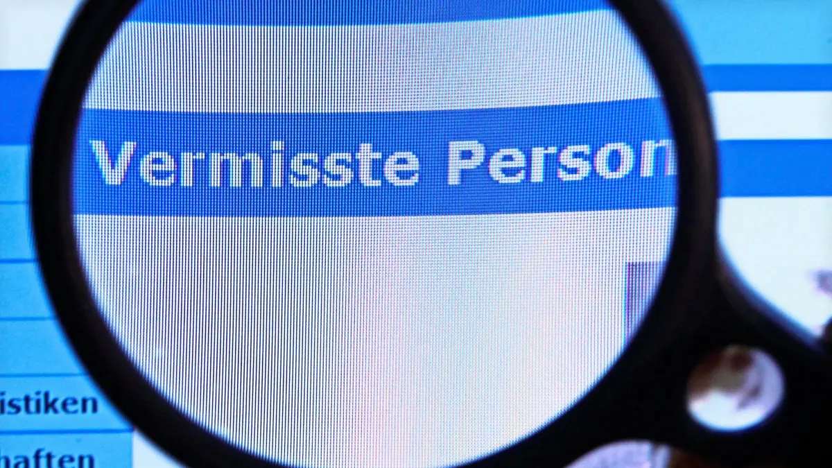 ARCHIV - Zum Themendienst-Bericht von Elena Zelle vom 11. Dezember 2020: Die Vermisstensuche läuft: Betroffene sollten Suchanzeigen im Internet aber nur sparsam einsetzen. Foto: Jens Büttner/dpa-Zentralbild/dpa-tmn - Honorarfrei nur für Bezieher des dpa-Themendienstes +++ dpa-Themendienst +++