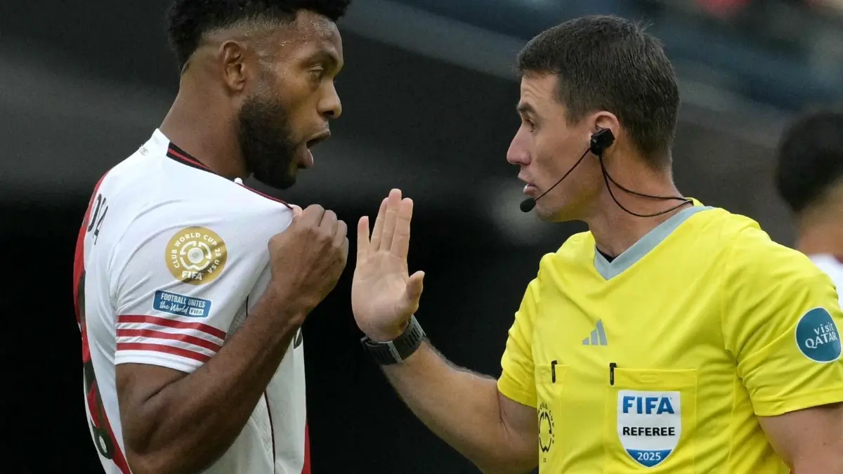 River Plate's Colombian forward #09 Miguel Borja argues with Uzbek referee Ilgiz Tantashev during the FIFA Club World Cup 2025 Group E football match between Italy's Inter Milan and Argentina's River Plate at the Lumen Field stadium in Seattle on June 23, 2025. (Photo by JUAN MABROMATA / AFP)
