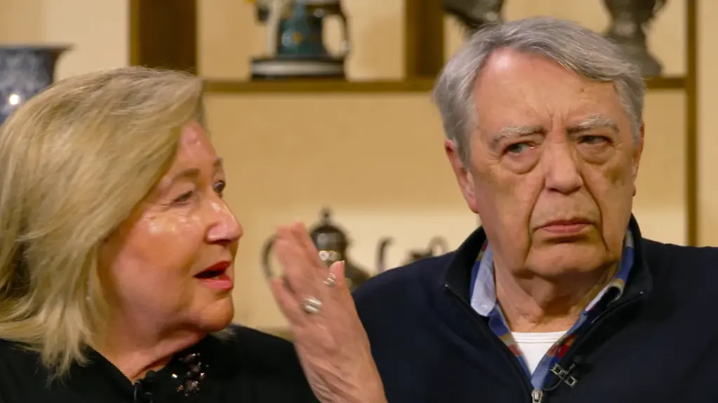 Ilona und Bernd können nicht fassen, dass ihr Schmuck so wertvoll sein soll.