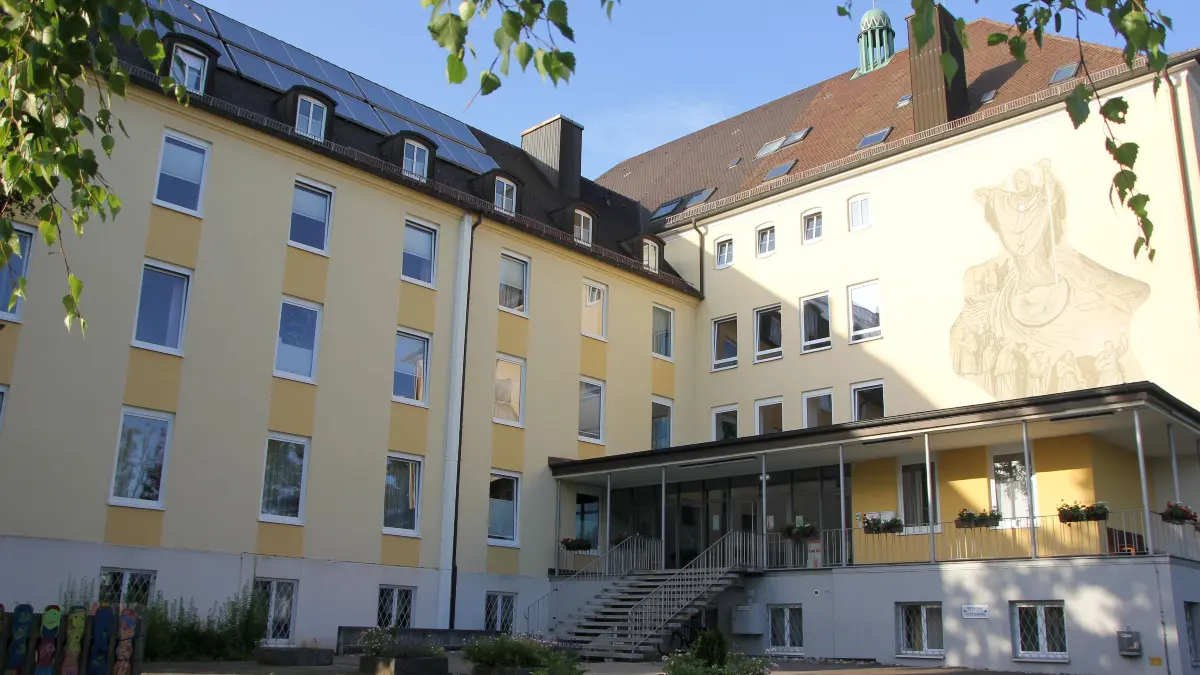 Im Claretinerkolleg sind Mitglieder des Ordens, aber auch das "Haus der Begegnung" und die Montessorischule untergebracht.