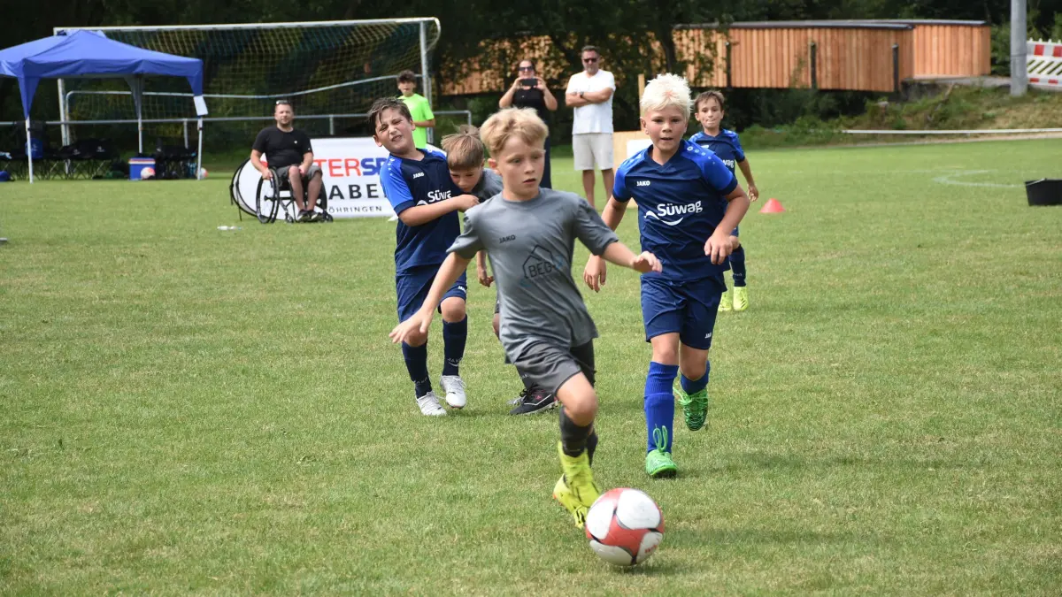 Tollen Jugendfußball gibt es jedes Jahr beim Rundschau-Cup sehen.