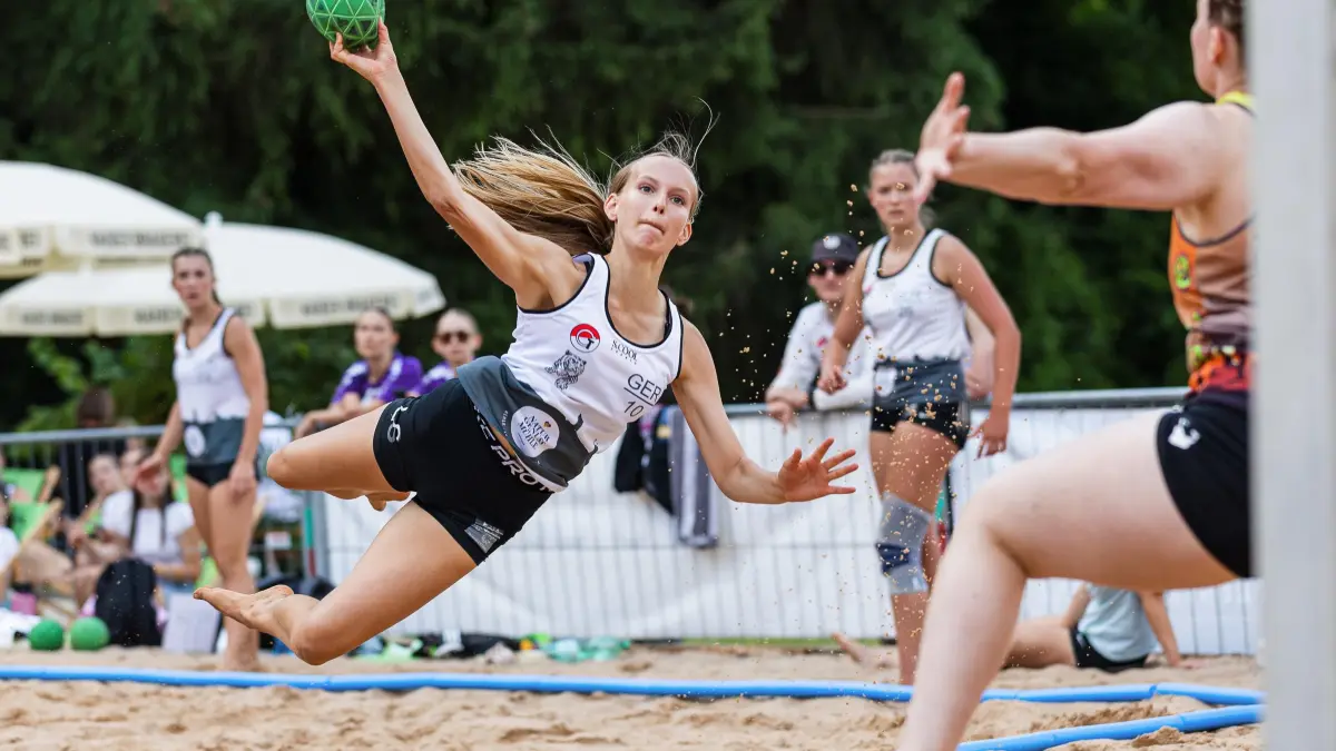 Beachhandball TG BeachOpen 2025: Beachhandball TG BeachOpen 2025; Rankbach Rangers - BeachTiGers Geislingen (Frauen);
12.07.2025; TG Stadion, Geislingen.
Foto: Thomas Madel