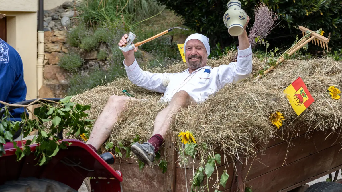 Schlat: Kinderfest – historischer Festumzug