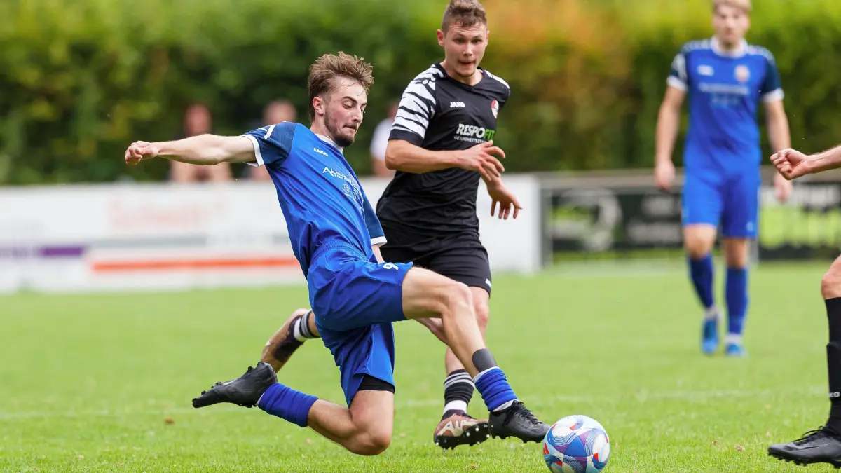 GZ-Pokal 2025: GZ-Pokal 2025; 5. Spieltag;
FTSV Bad Ditzenbach-Gosbach - SGM TSV Bad Überkingen/SSV Hausen;
Tom Winkler (SGM Bad Überkingen-Hausen, #9);
19.07.2025; Stadion Eybacher Tal; Geislingen.
Foto: Thomas Madel