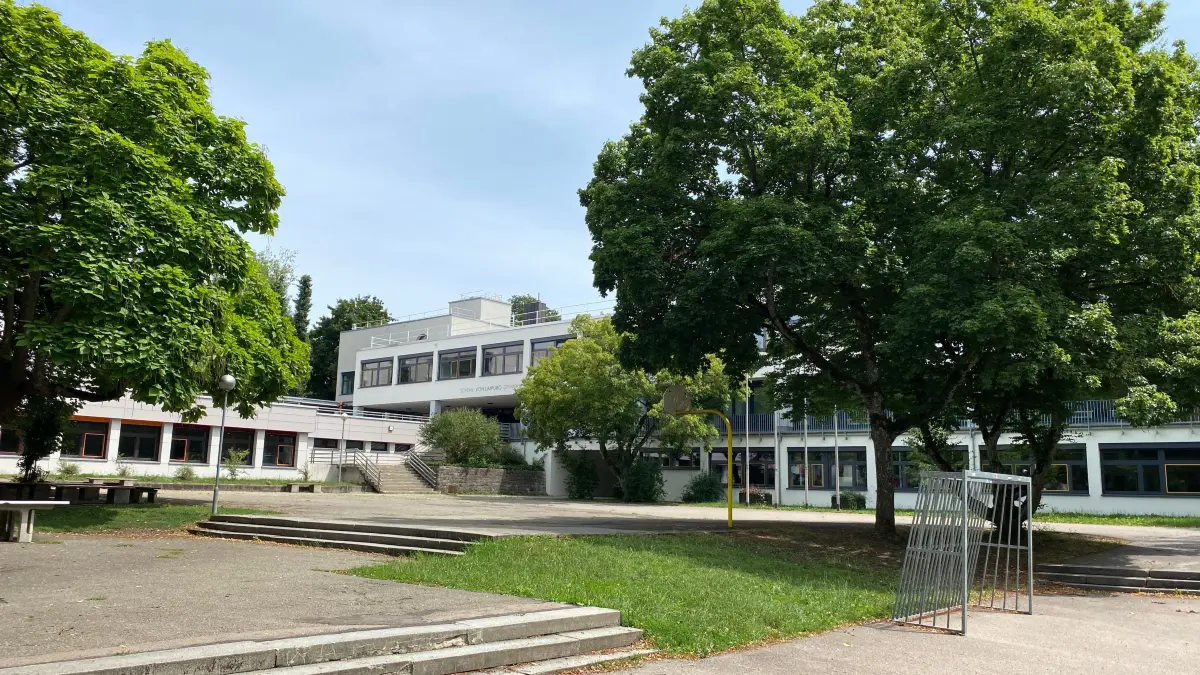 Schenk von Limpurg Gymnasium SvLG Schulhof Gaildorf
