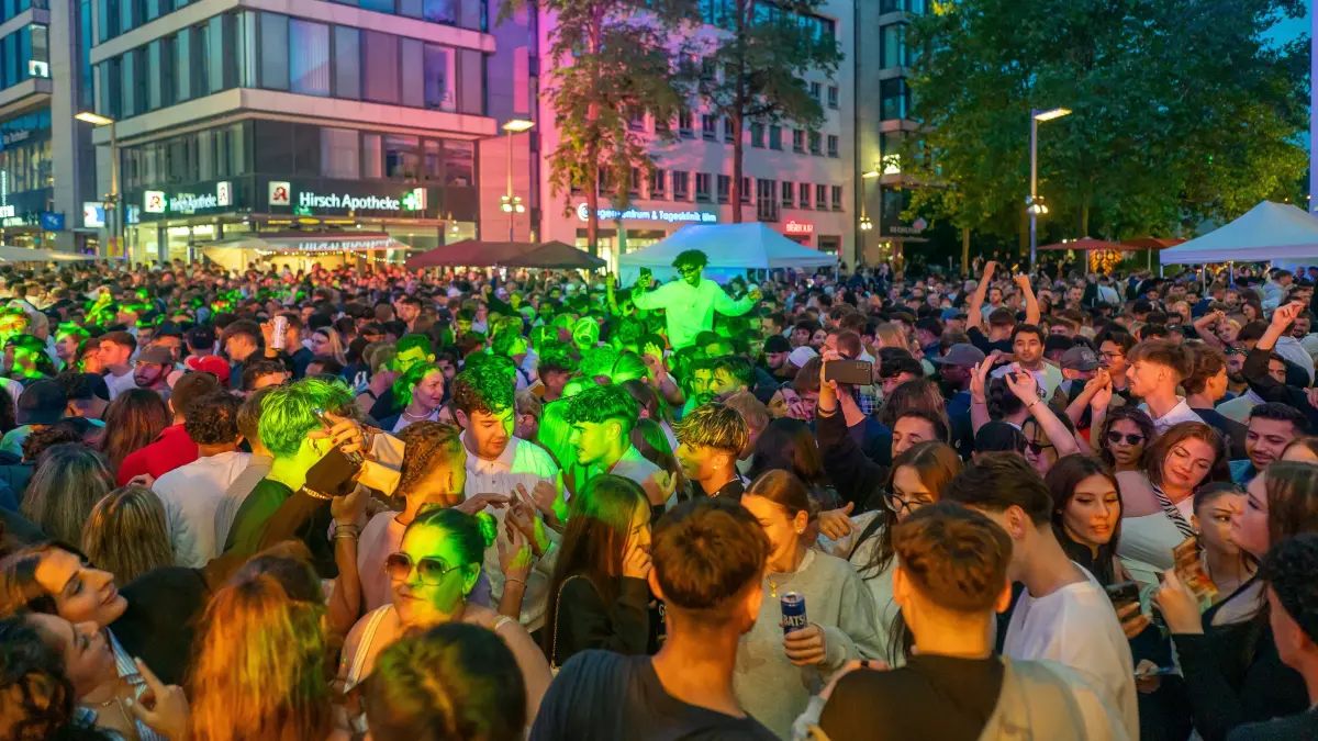 Schwörmontag Ausklang in der Stadtmitte Ulm