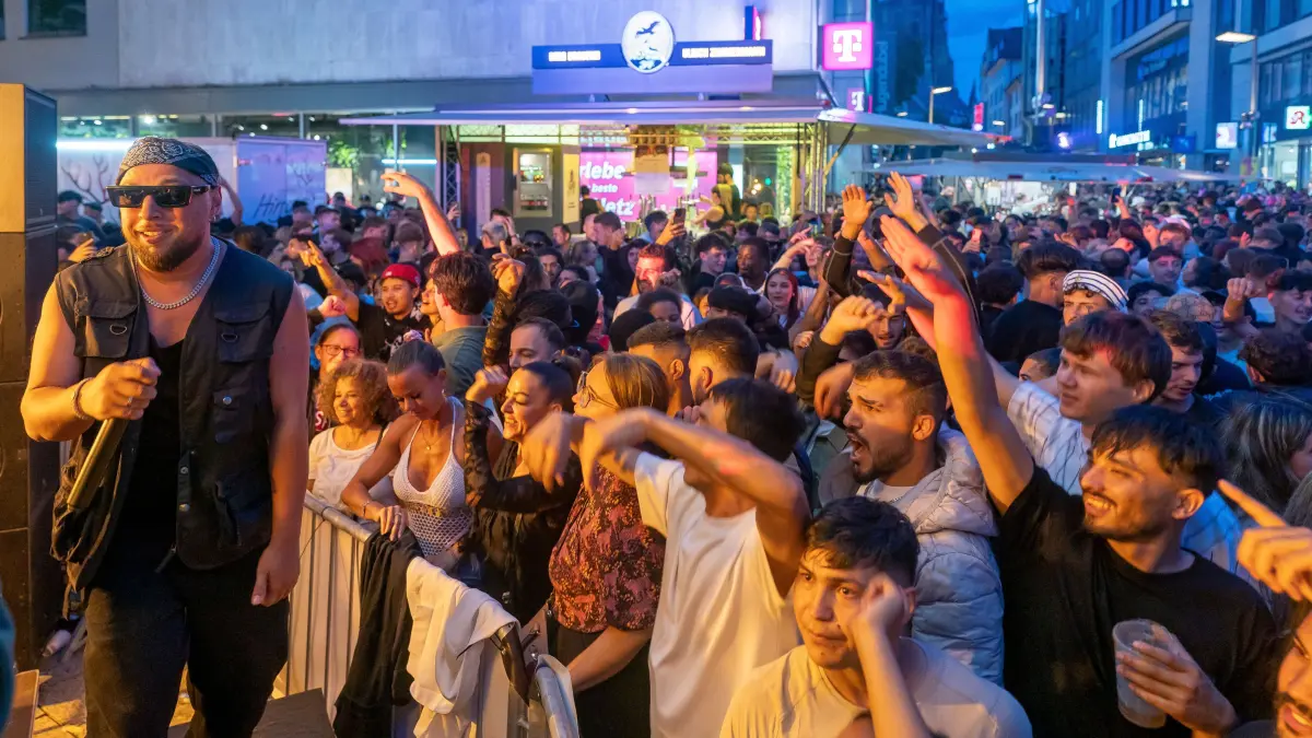 Schwörmontag Ausklang in der Stadtmitte Ulm
