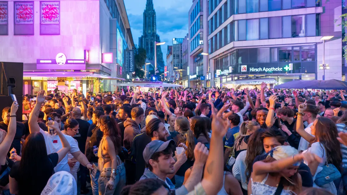 Schwörmontag Ausklang in der Stadtmitte Ulm