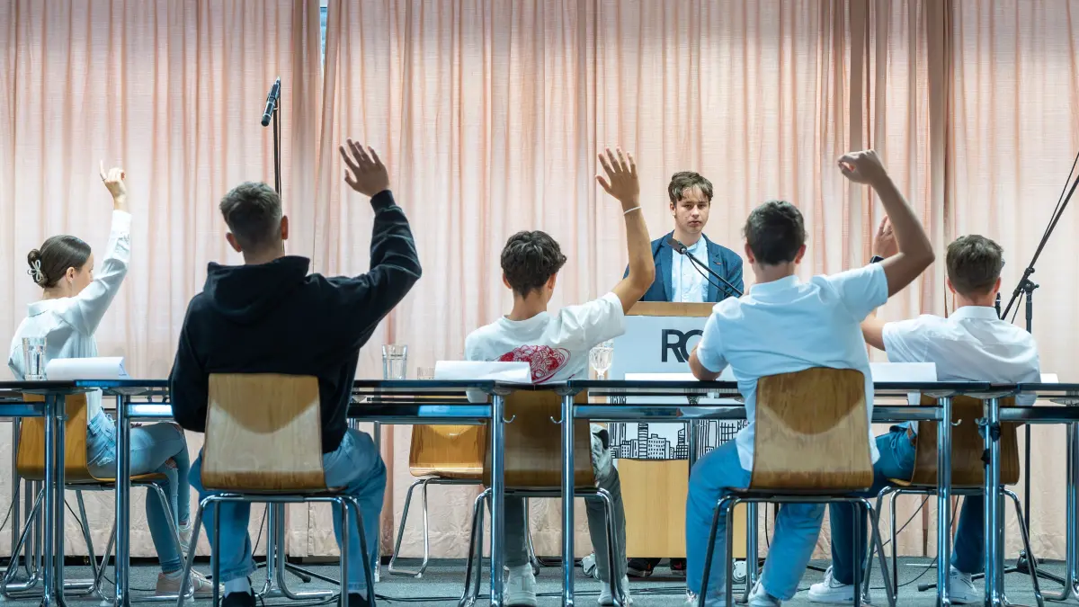Ebersbach Raichberg-Realschule Demokratieprojekt "Schule als Staat "
