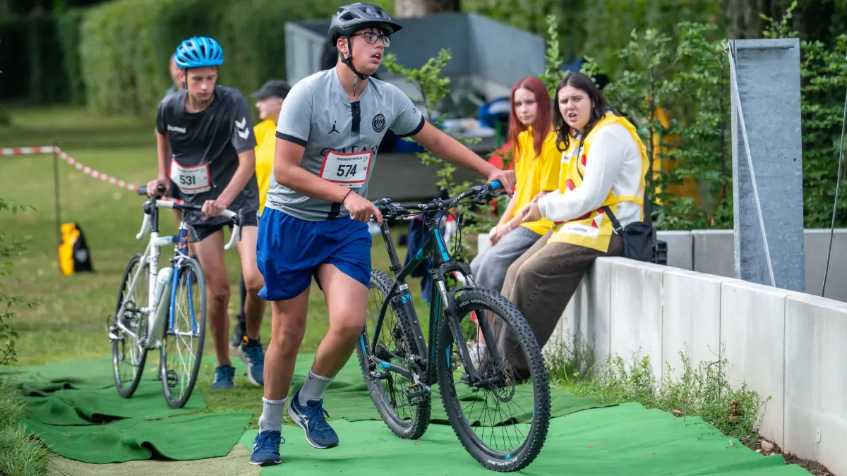 Triathlon Schultriathlon des WHG, Freibad