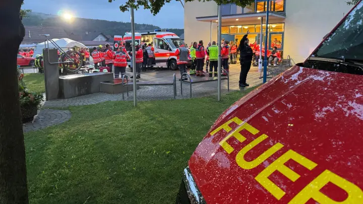 Vor Ort zeigt sich eine Schneise der Verwüstung