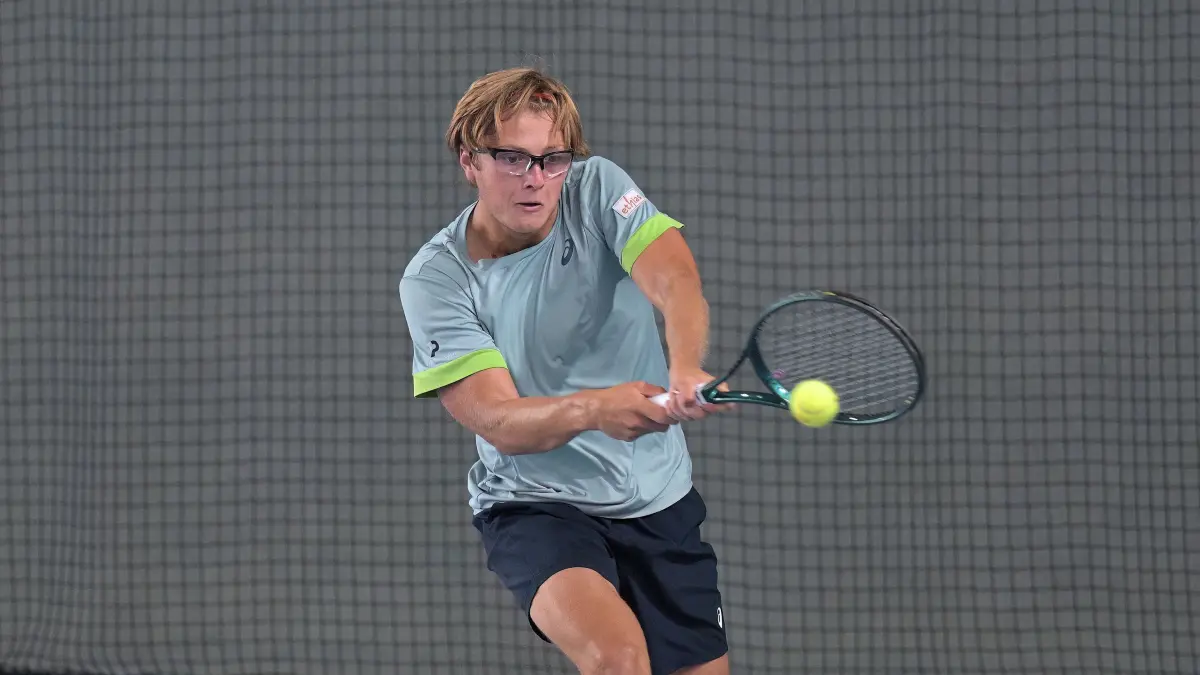 Tennis | ITF World Tennis Tour / Metzingen Open 2025: ITF World Tennis Tour | Metzingen Open 2025 // 2025-07-27 // Foto: Joachim Baur // auf Grund starken Regens die Plaetze unter Wasser / Finale in die Halle verlegt / Jack Loge (BEL)