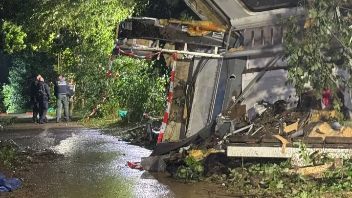 Zug bei Riedlingen entgleist – mindestens drei Tote und mehrere Schwerverletzte