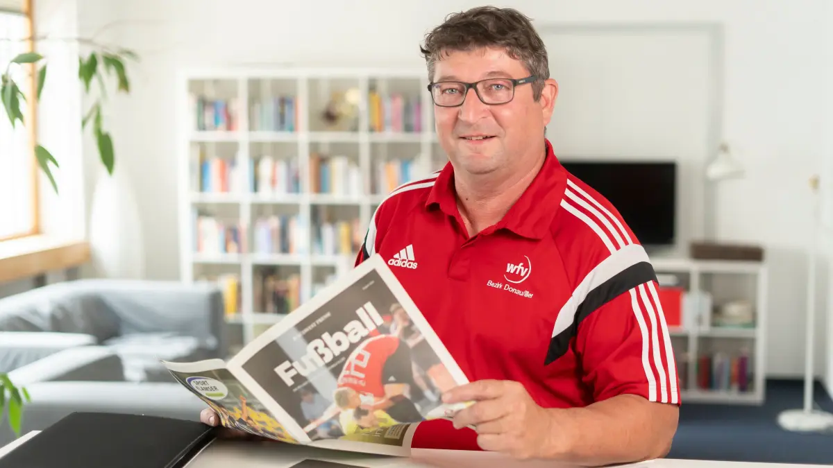 Fußball, Donau/Iller, Interview mit Roland Schmölz, *LokFu-Beilage* Ulm