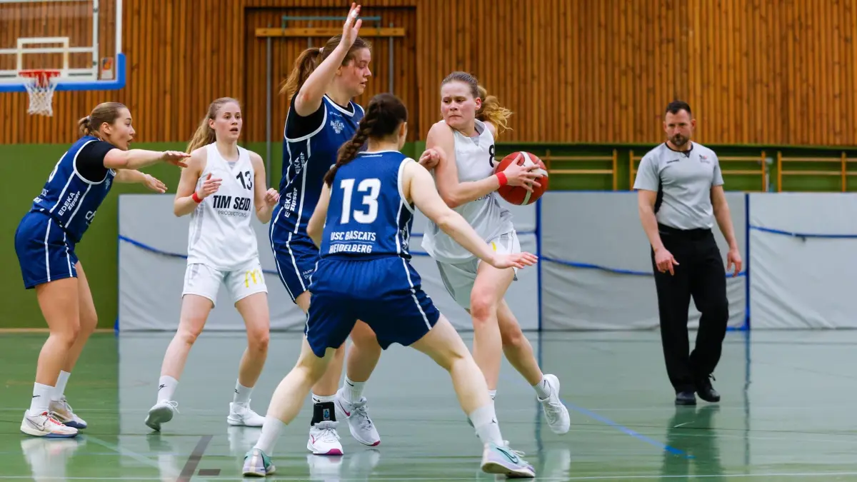 Basketball Regionalliga Saison 2024/25 letzter Spieltag TSG Schwäbisch Hall Flyers - USC Heidelberg II 83:94: Basketball Regionalliga Saison 2024/25 letzter Spieltag TSG Schwäbisch Hall Flyers - USC Heidelberg II 83:94