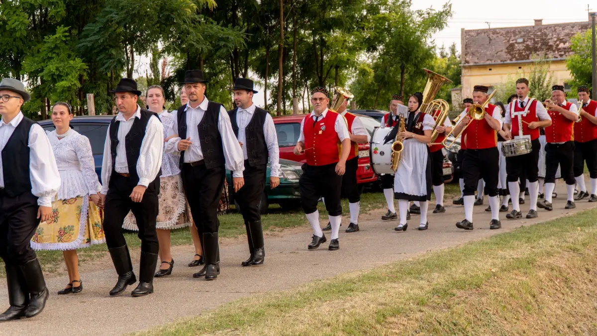 40 Jahre Freundschaft Ungarn Empfingen