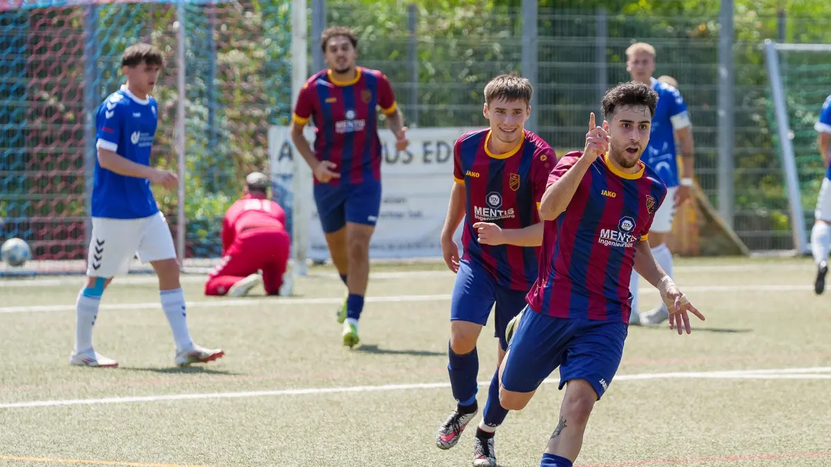 SSC Tübingen vs. Vfl Pfullingen, Fussball, Landesliga, 1. Spieltag, 2025/2026, 10.08.2025: Der Jubel von Ali Hamdar (SSC Tübingen,#27) ,
SSC Tübingen vs. Vfl Pfullingen, Fussball, Landesliga, 1. Spieltag, 2025/2026, 10.08.2025,
Foto: Eibner-Pressefoto/Daniele La Rocca