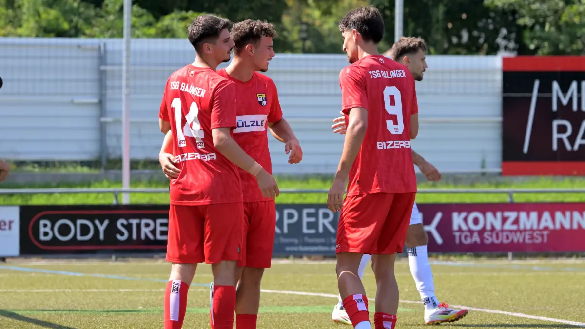 TSG Balingen II vs. SV Croatia Reutlingen Fussball, Landesliga Staffel 3, 1.Spieltag, Saison 2025/2026, 10.08.2025 : Tor, Torjubel zum 2:0 der TSG Balingen II durch Christos Thomaidis (TSG Balingen II, #14)
TSG Balingen II vs. SV Croatia Reutlingen
Fussball, Landesliga Staffel 3, 1.Spieltag, Saison 2025/2026, 10.08.2025
Foto: Eibner-Pressefoto/ Tobias Baur