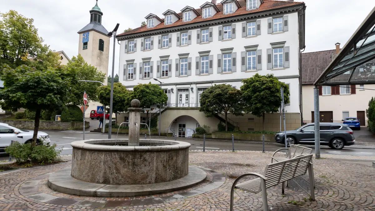 Schulhausserie Bad Boll altes Schulhaus Bücherei