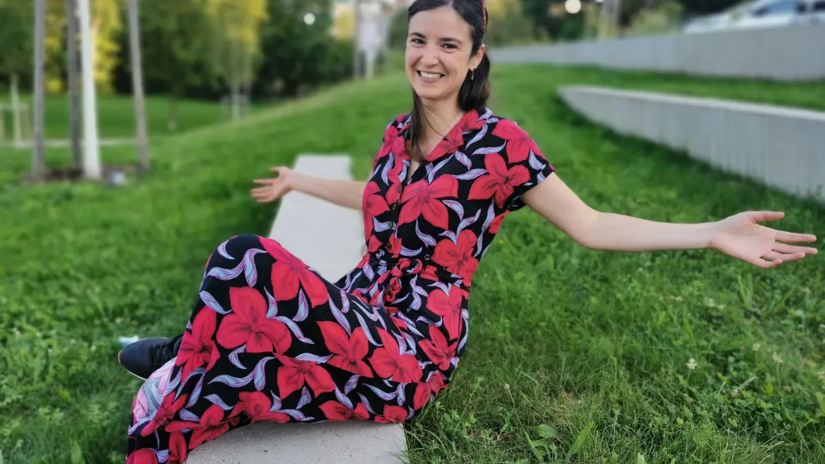 Sabine Scherb lädt mit offenen Armen, Fröhlichkeit und geballter Kompetenz zu den Landfrauen ein. Und viele, viele kommen.