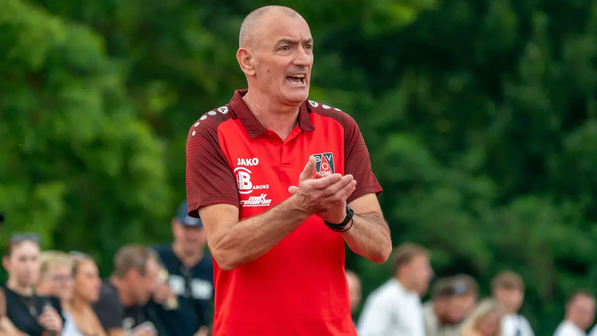Fußball, Donau/Iller, Bezirksliga, SV Offenhausen, Trainer Dragan Trkulja