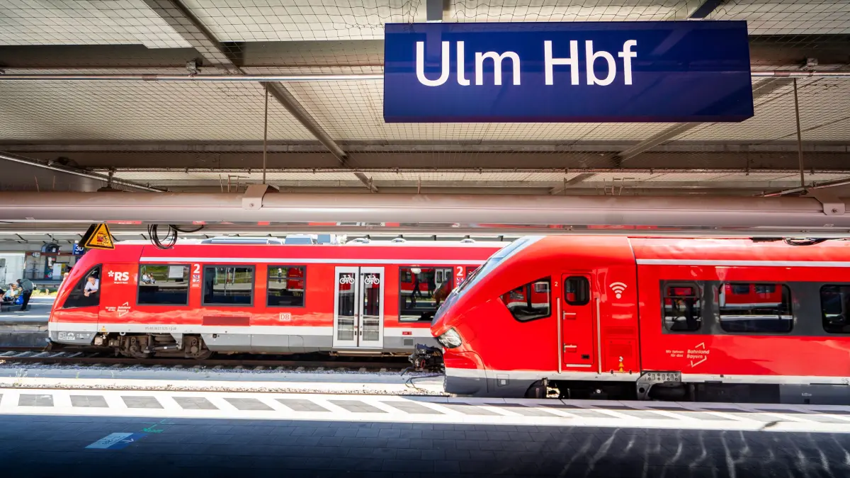 Hauptbahnhof Ulm Züge Verspätungen und Zugausfälle Eisenbahnbrücke Nahverkehr