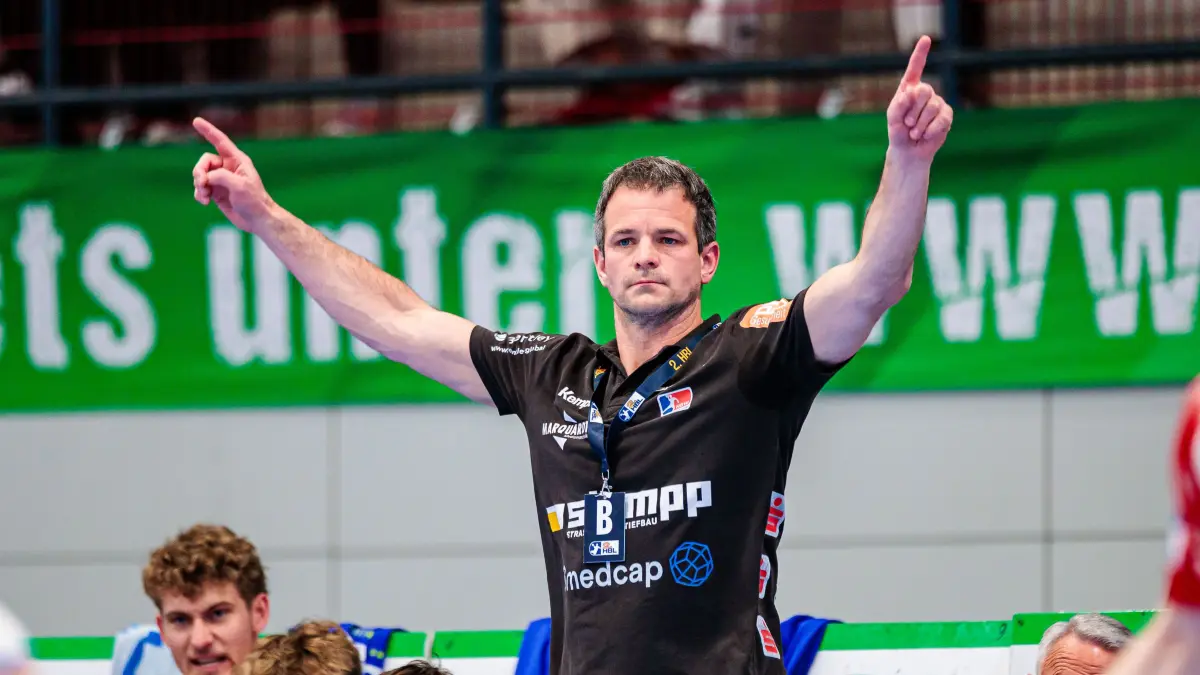 Cheftrainer Matthias „Matti“ Flohr blickt optimistisch auf die 2. Handball-Bundesliga und die Entwicklung des HBW Balingen-Weilstetten.