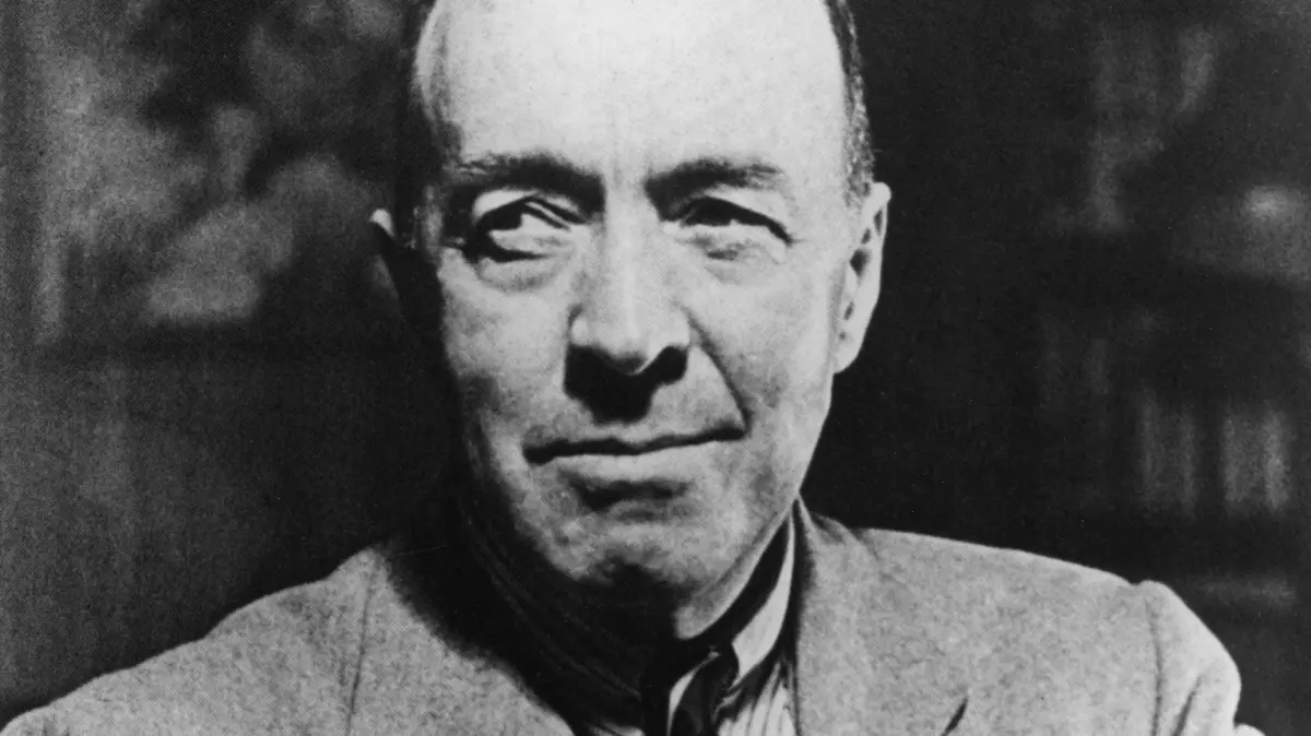 Edgar Rice Burroughs
American writer and producer of two Tarzan films in 1935
Restricted to editorial use. See caption for more information about restrictions.
It is forbidden to reproduce the photograph out of context of the promotion of the film. It must be credited to the Film Company and/or the photographer assigned by or authorized by/allowed on the set by the Film Company. Restricted to Editorial Use. Photo12 does not grant publicity rights of the persons represented. (Photo by Collection 7e Art / Photo12 via AFP)