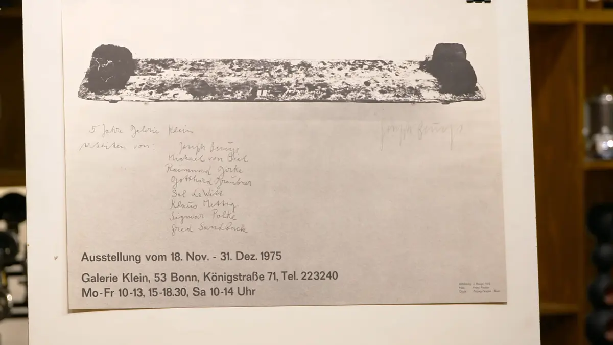 Drei Beuys-Ausstellungsplakate – Kunst mit Signatur bei Bares für Rares