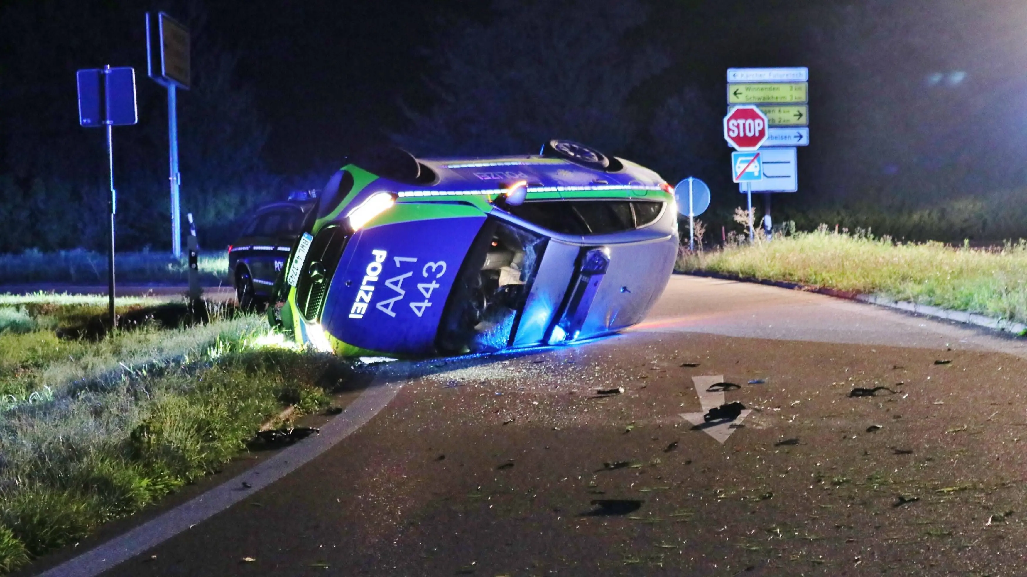 Streifenwagen Unfall Auf Autobahn Streifenwagen Unfall Auf Autobahn
