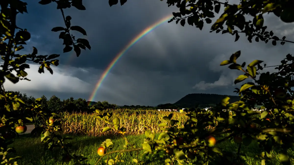 Wetter Schmuck Regenbogen bei Donzdorf