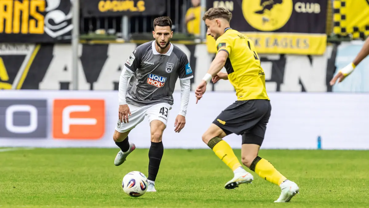 Fussball, Saison 2025/2026, 3. Liga, Tivoli Aachen, 5. Spieltag, SSV Ulm 1846 Fußball - Alemannia Aachen, 13.09.2025: Fussball, Saison 2025/2026, 3. Liga, Tivoli Aachen, 5. Spieltag, SSV Ulm 1846 Fußball - Alemannia Aachen, 13.09.2025 13.09.2025, Fussball, Saison 2025/2026, 3. Liga, Tivoli Aachen, 5. Spieltag, SSV Ulm 1846 Fußball - Alemannia Aachen, Neuzugang 43 Leon Dajaku SSV Ulm 1846 Fußball Foto: Lucca Fundel Aachen Tivoli Nordrheinwestfalen Deutschland *** Football, Season 2025 2026, 3 League, Tivoli Aachen, Matchday 5, SSV Ulm 1846 Football Alemannia Aachen, 13 09 2025 13 09 2025, Football, Season 2025 2026, 3 League, Tivoli Aachen, Matchday 5, SSV Ulm 1846 Football Alemannia Aachen, New signing 43 Leon Dajaku SSV Ulm 1846 Football Photo Lucca Fundel Aachen Tivoli North Rhine-Westphalia Germany