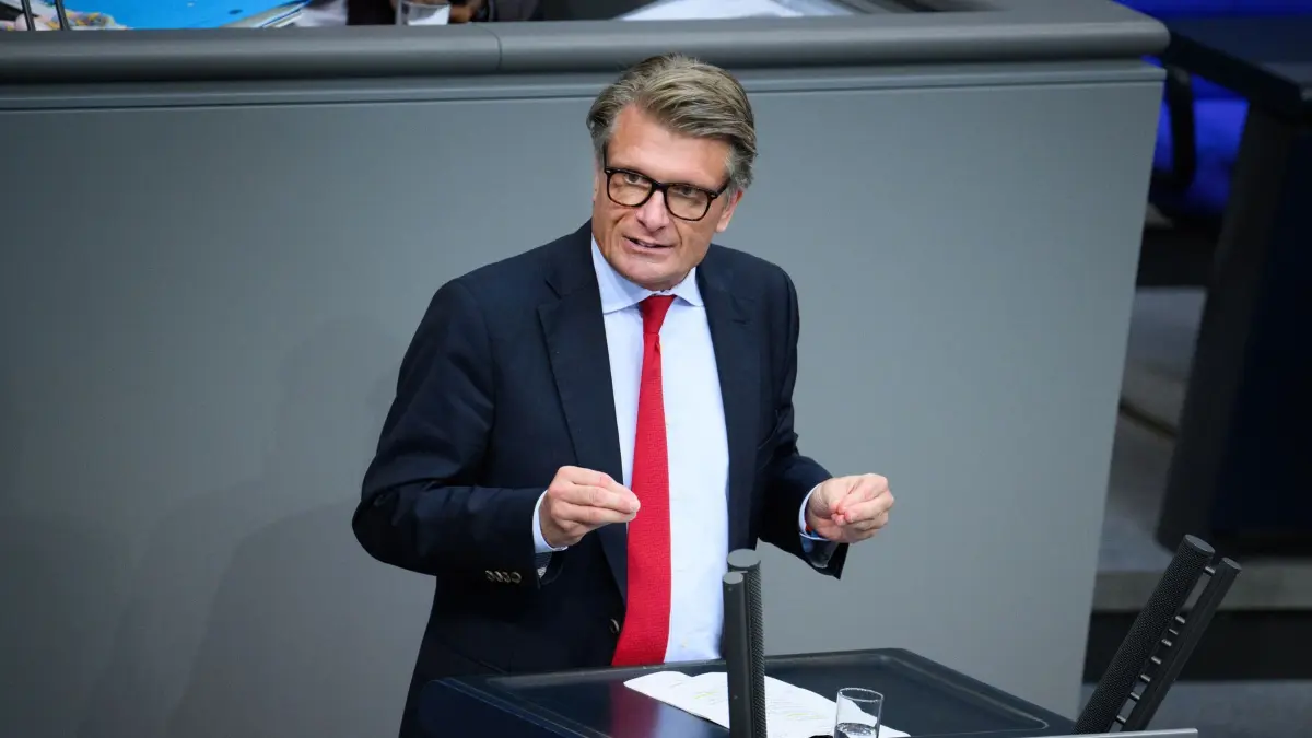 Bundestag: 16.09.2025, Berlin: Thomas Bareiß (CDU) spricht in der 23. Plenarsitzung der 21. Legislaturperiode im Deutschen Bundestag. In der sogenannten Haushaltswoche des Bundestages geht das Parlament die Einzeletats der Ministerien für den Bundeshaushalt 2025 durch, der am Ende der Woche beschlossen werden soll. Foto: Bernd von Jutrczenka/dpa +++ dpa-Bildfunk +++