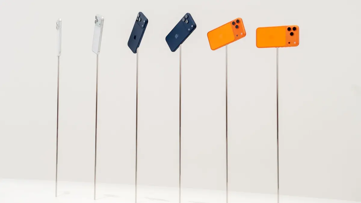 Verschiedene Farben des Apple iPhone Pro 17
