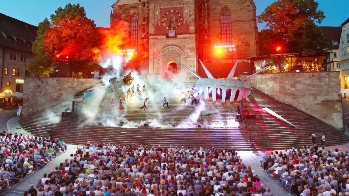 Freilichtspiele Schwäbisch Hall - Eindrücke von "West Side Story" auf der Großen Treppe; die erfolgreichste Inszenierung im Festspiel-Sommer 2025 mit insgesamt 31.750 Zuschauern