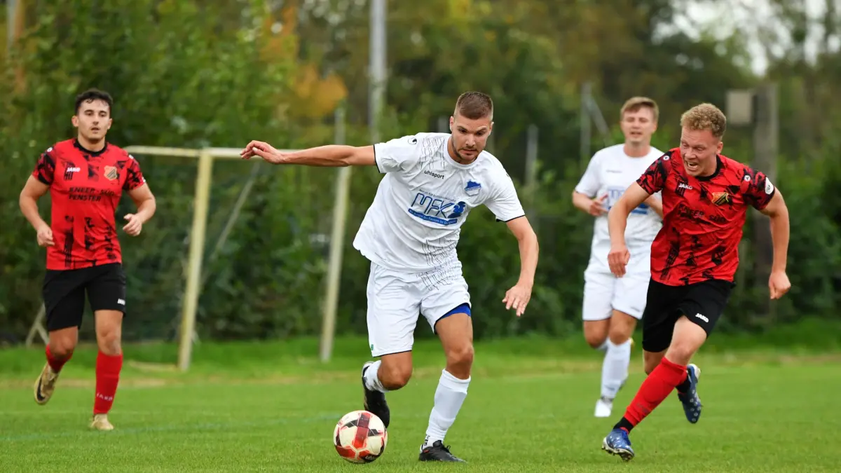SG Öpfingen (weiß) - SV Westerheim Lukas Engel