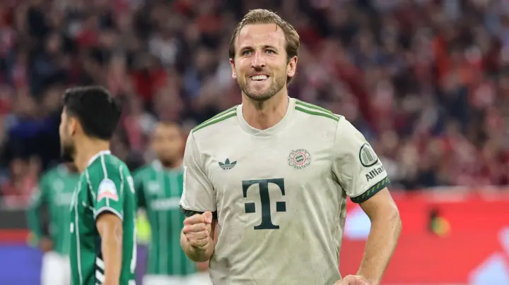 Diese Fußballspiele laufen am 18.10 im Free-TV und Stream