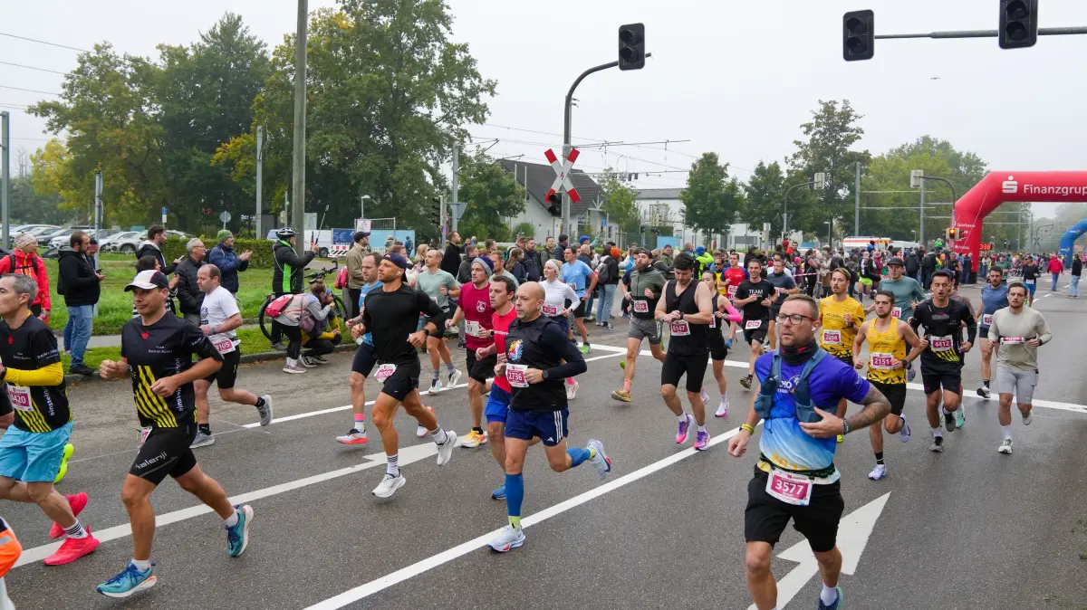 Einstein-Marathon - Marathon - Sport - Lauf - Wettkampf - Ulm