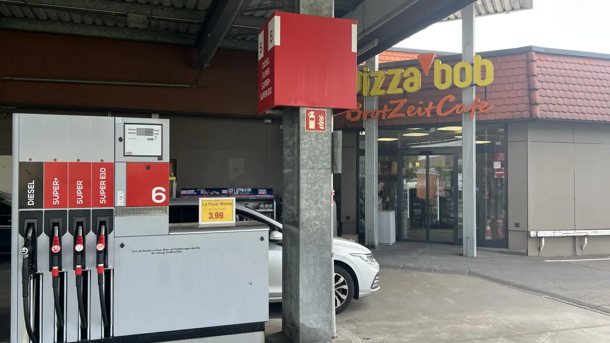 Tankstelle am Alb-Donau-Center in Ehingen: Schon zum zweiten Mal hat es einen Überfall gegeben.